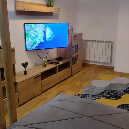 Apartment Inoyouth Скопие Екстериор снимка